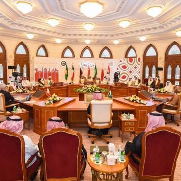 Enhancing Government Services in Oman Through Professional Translation and Localization