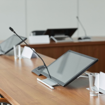 Conference Interpretation Equipment Oman: What Event Organizers Need to Know